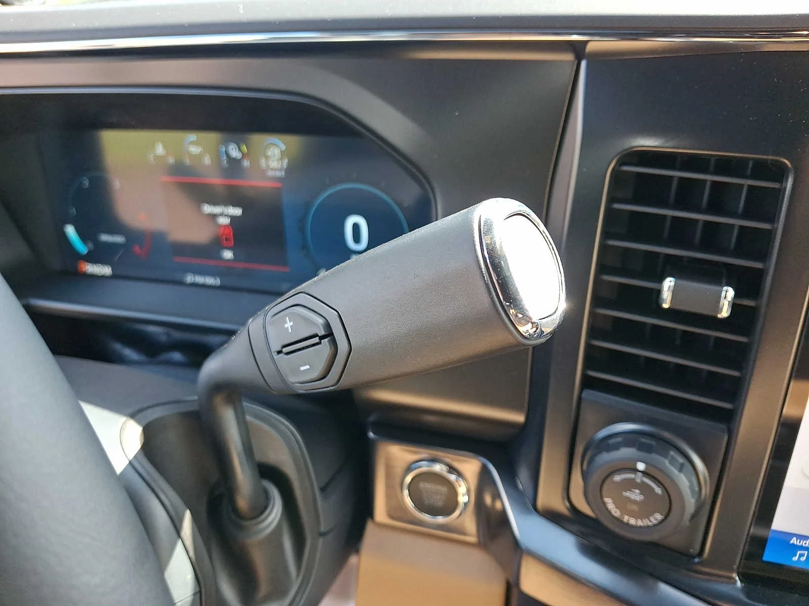 New 2026 Carbonized Gray Metallic Ford LARIAT image 11