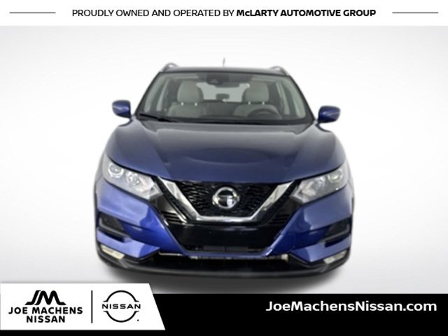Used 2022 Blue Nissan SV image 3