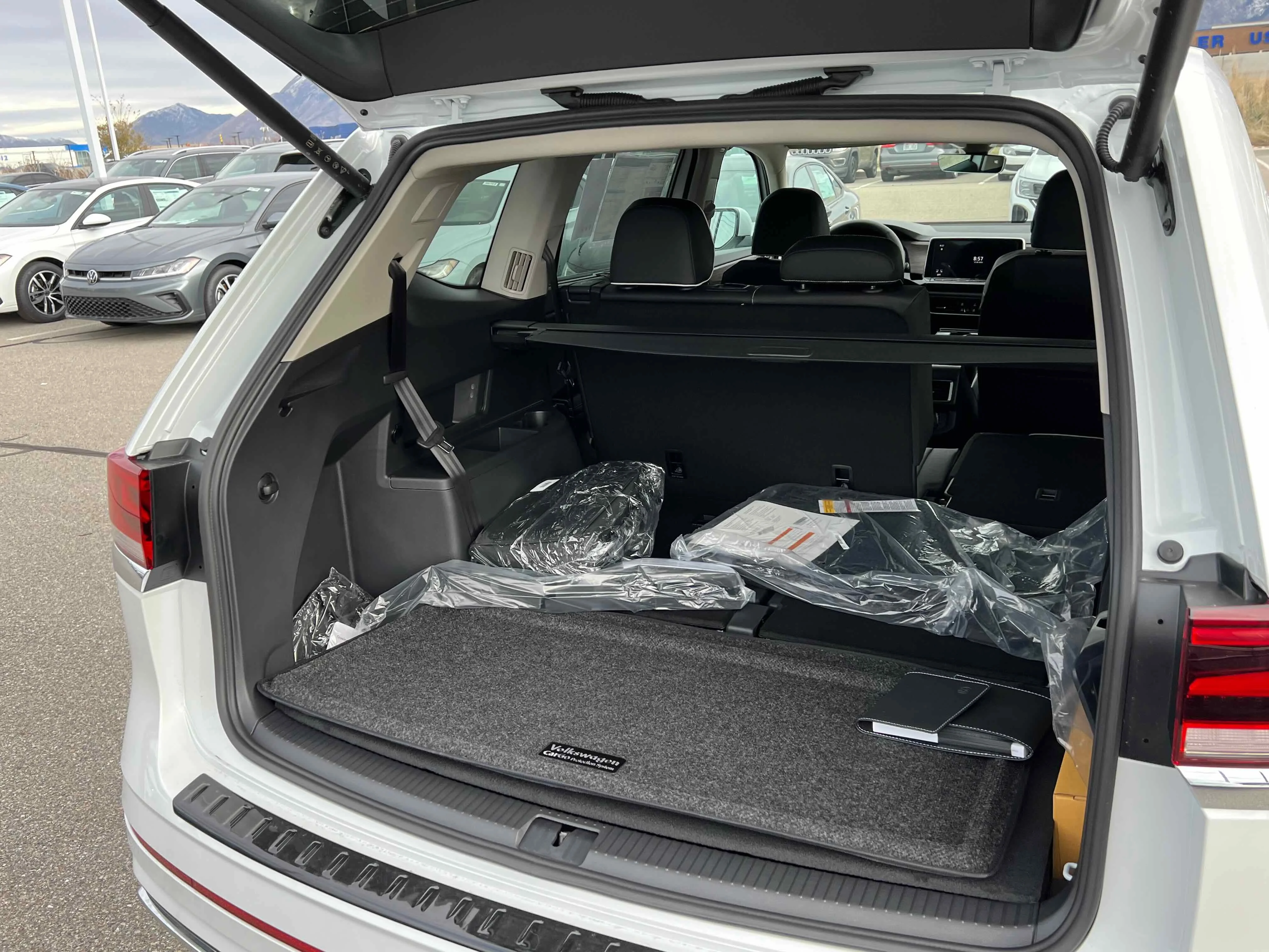 New 2026 Opal White Volkswagen 2.0T SEL Premium R-Line image 12