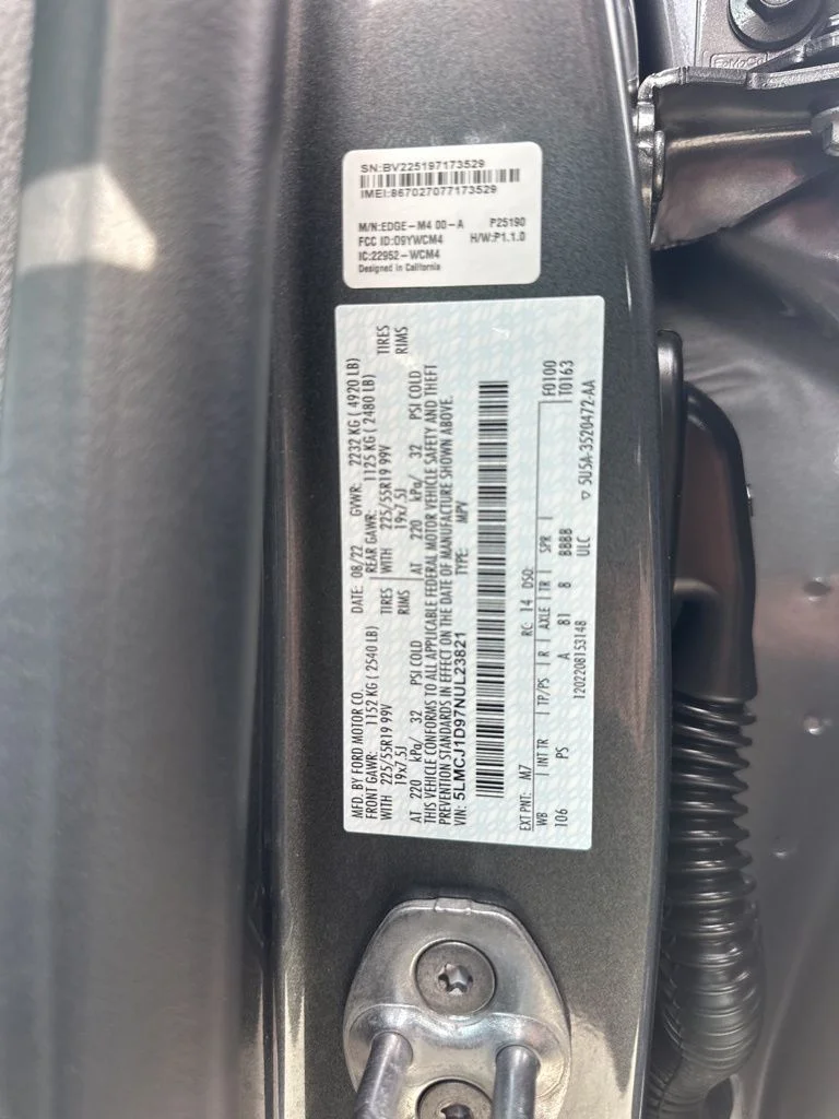 Used 2022 Gray Lincoln Standard image 36