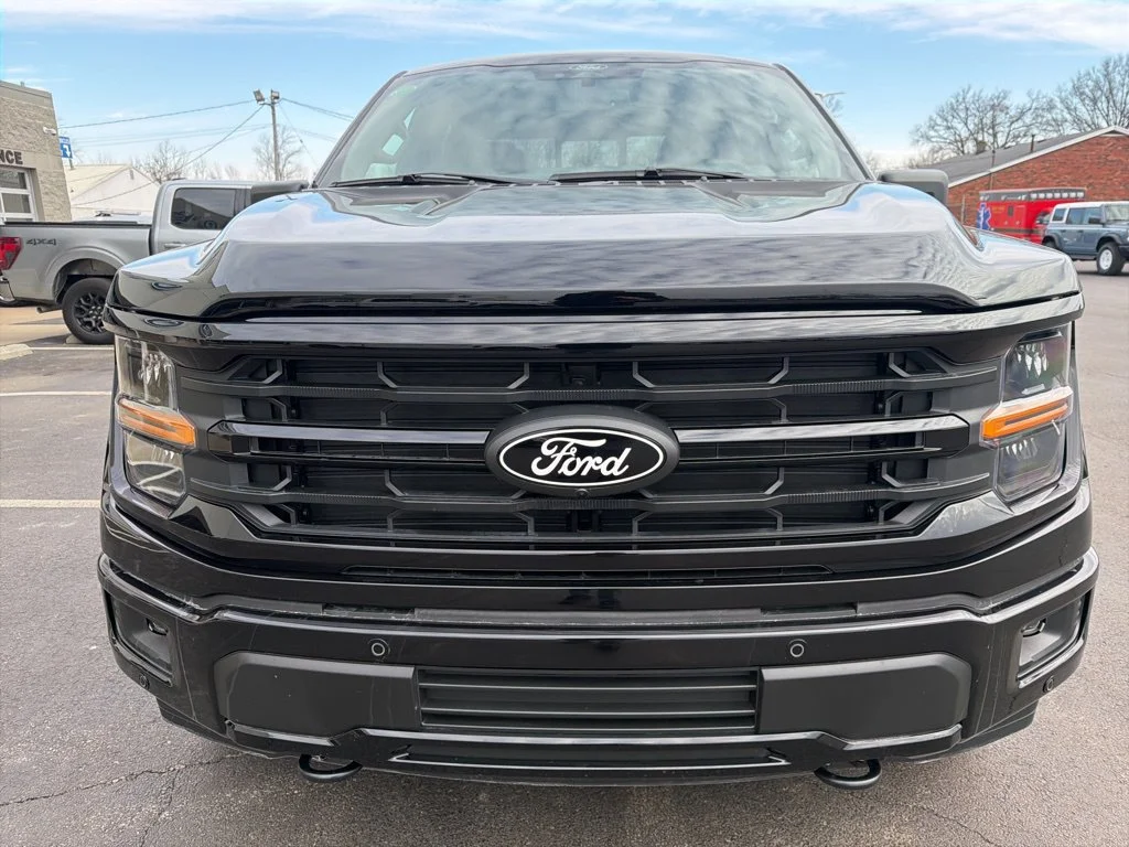 New 2026 Agate Black Metallic Ford XLT image 8