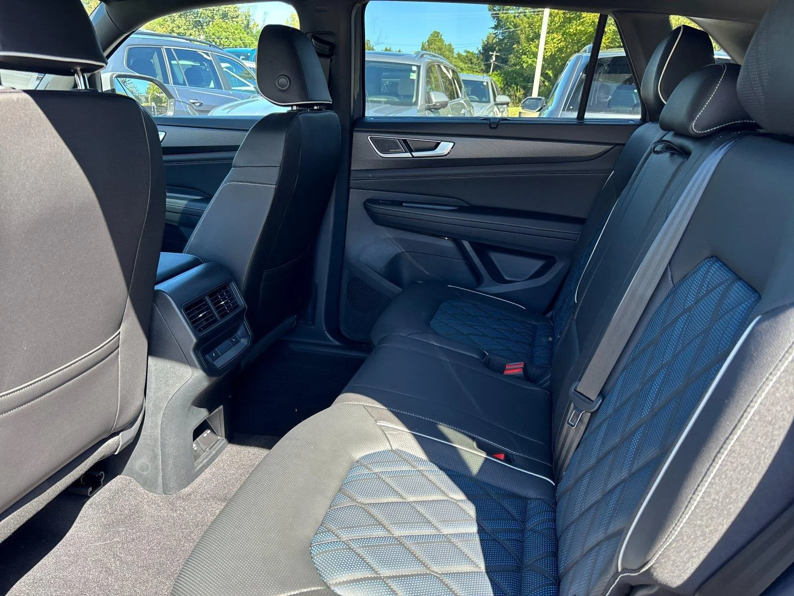 New 2026 Pure Gray Volkswagen 2.0T SEL Premium R-Line image 32