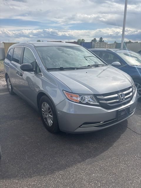 2016 Honda Odyssey LX's photo