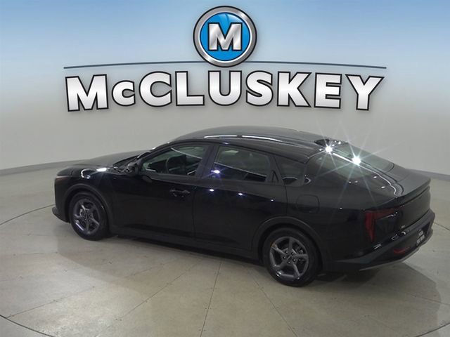 Used 2025 Black Kia LXS image 26