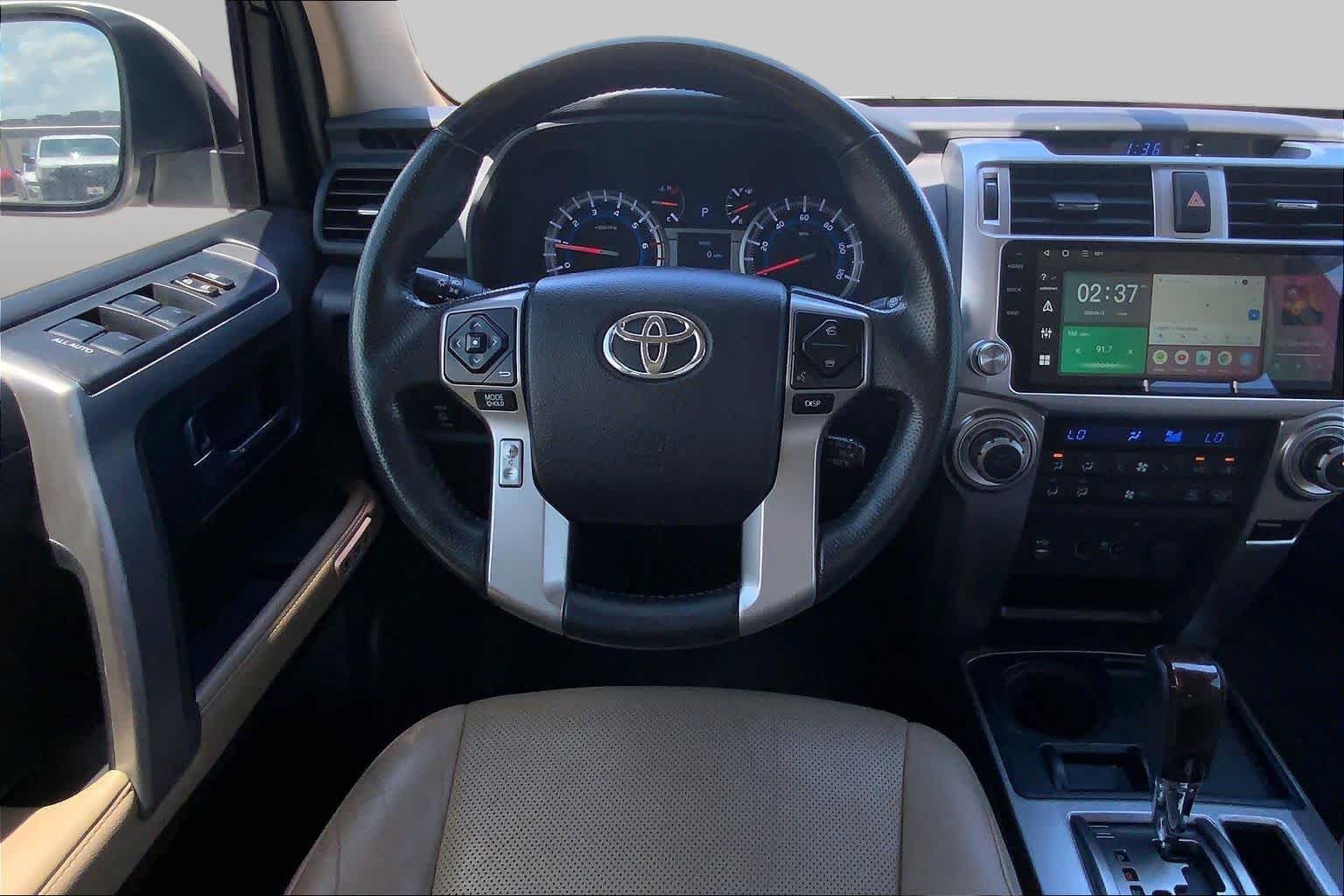 Used 2014 Blizzard Pearl Toyota Limited image 5