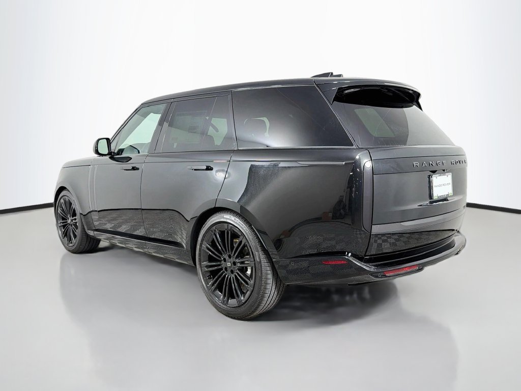 New 2027 Santorini Black Land Rover SE image 7