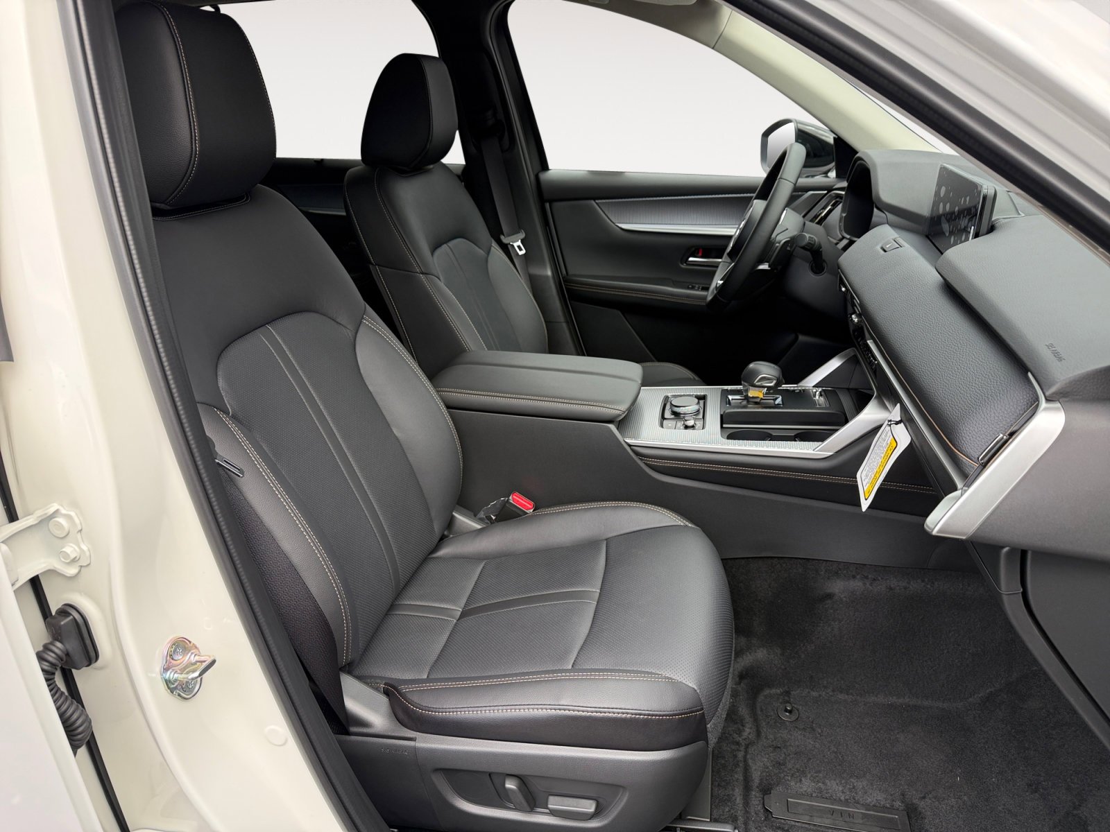 New 2025 Rhodium White Premium Mazda Premium Package image 19