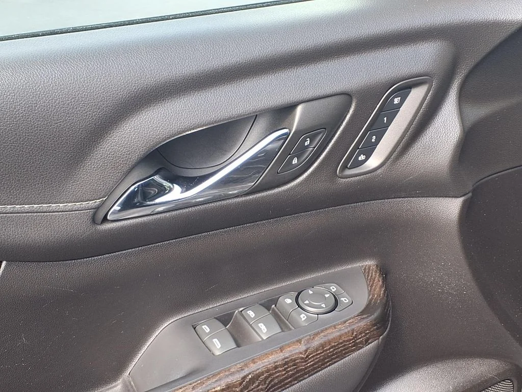 Used 2023 Ebony Twilight Metallic GMC Denali image 13