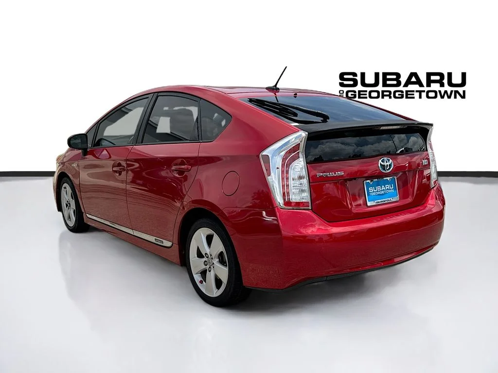 Used 2014 Red Toyota Five image 5
