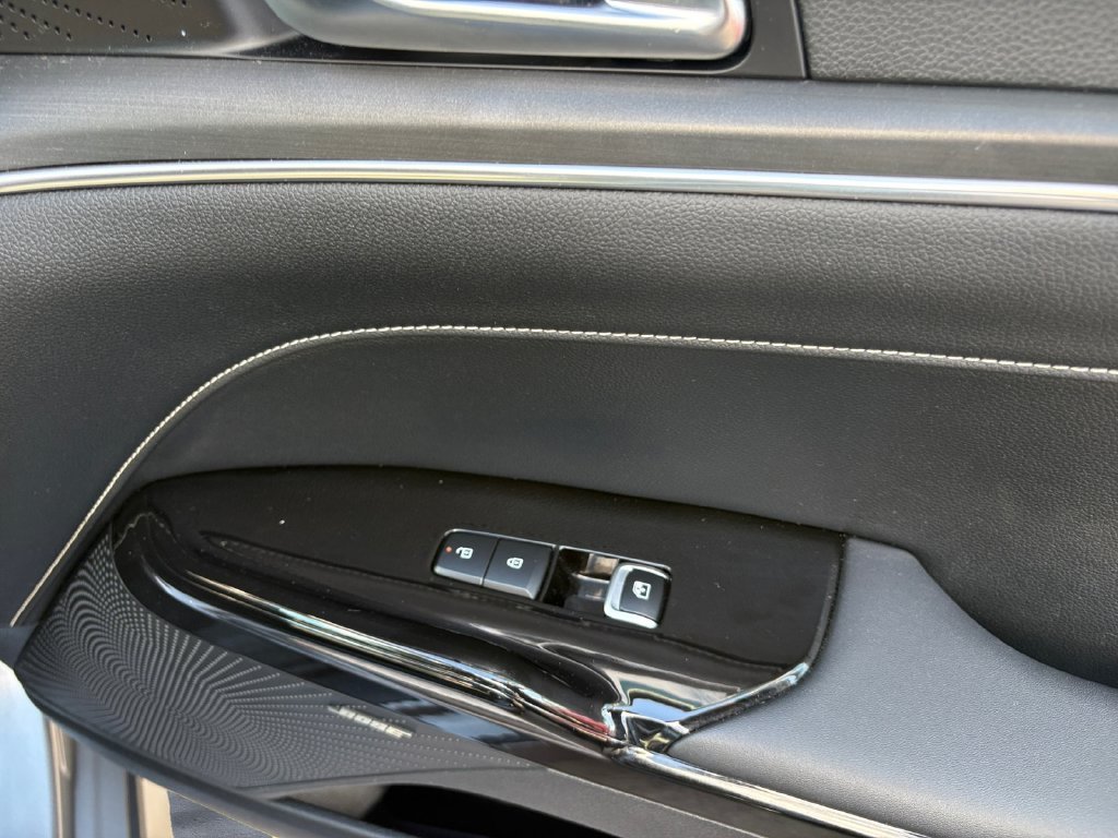 Used 2025 Gray Kia GT-Line image 15