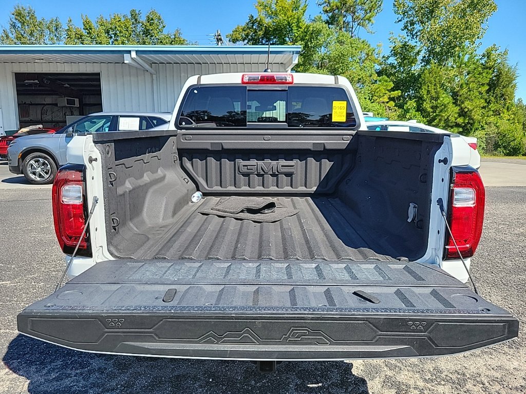 Used 2024 White GMC AT4 image 7