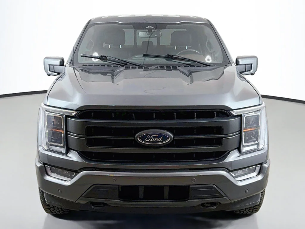 Used 2023 Carbonized Gray Metallic Ford Lariat image 16