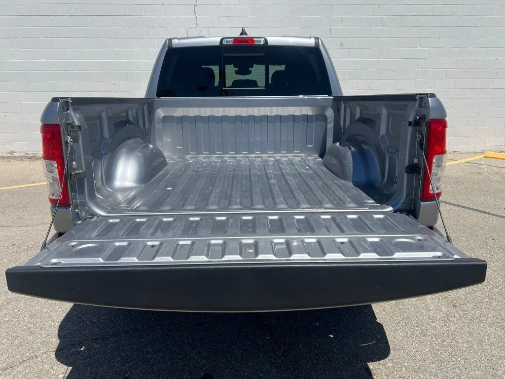 Used 2022 Silver Ram Big Horn/Lone Star image 5
