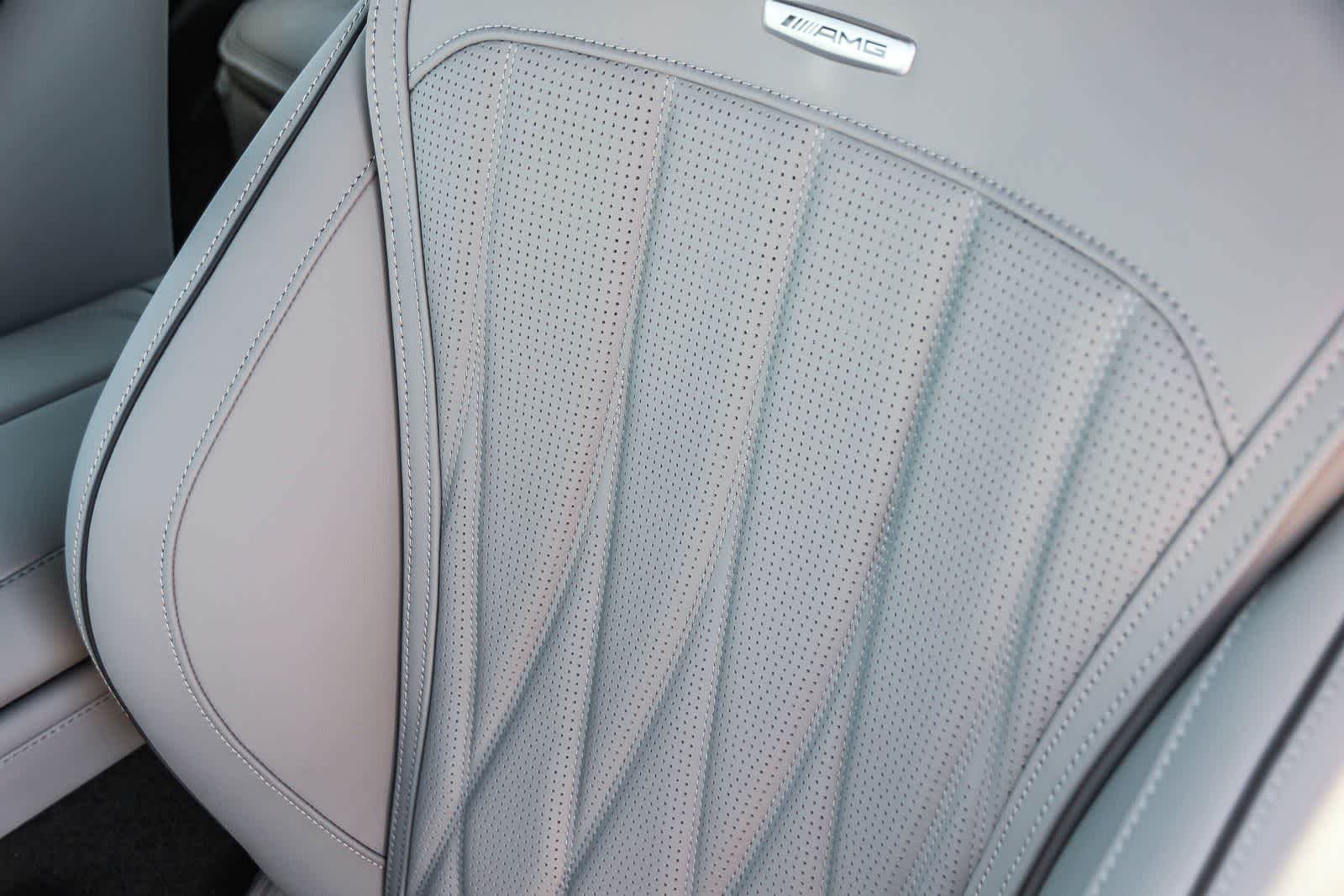 New 2026 MANUFAKTUR Moonlight White Magno Mercedes-Benz AMG® S 63 E image 27