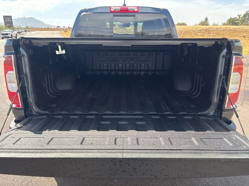 Used 2020 Blue GMC Denali image 16