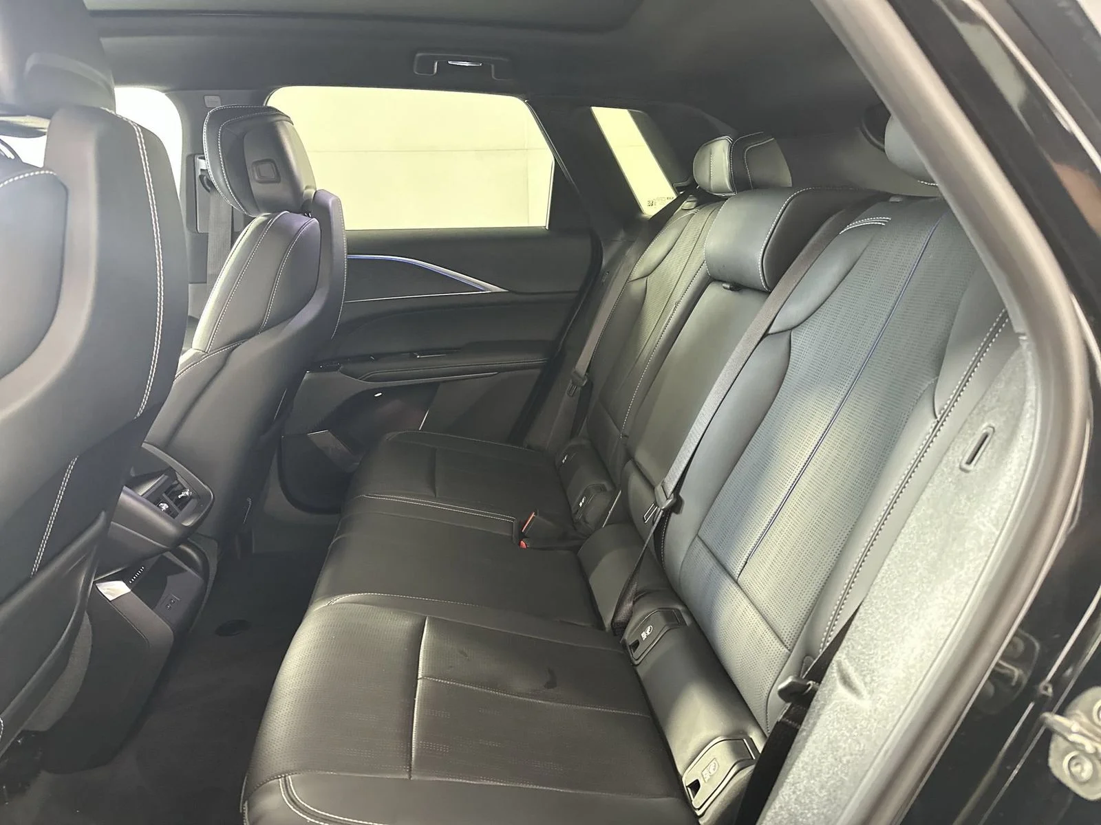 Used 2024 Black Cadillac Sport image 23