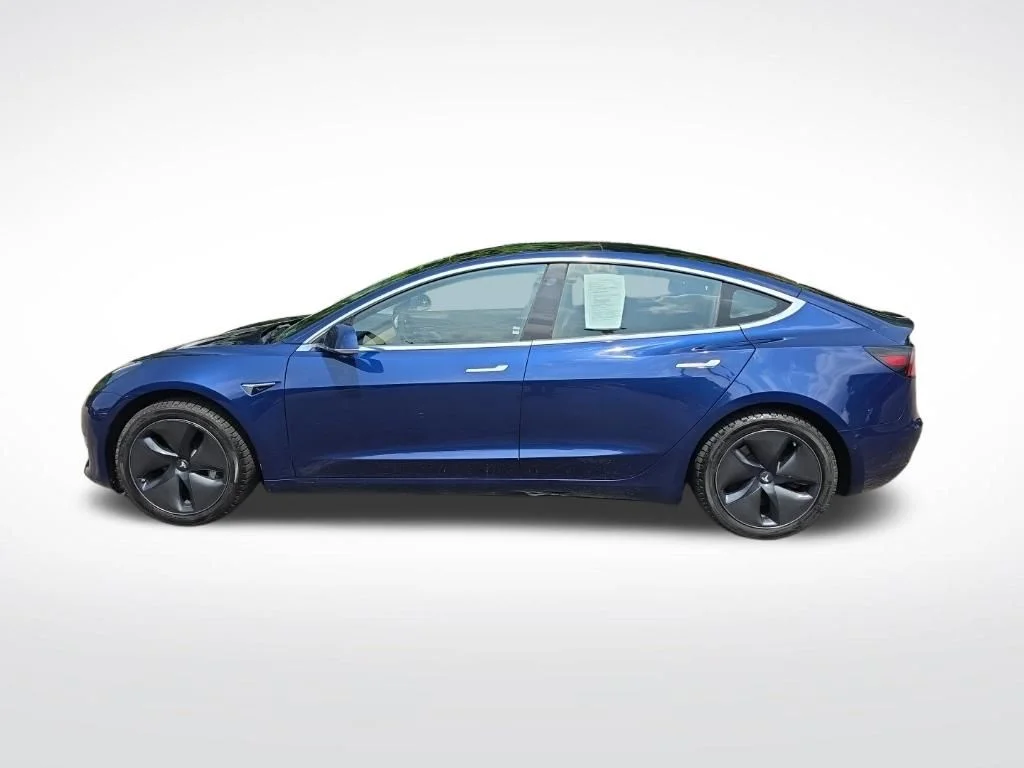 Used 2018 Blue Tesla Long Range image 7