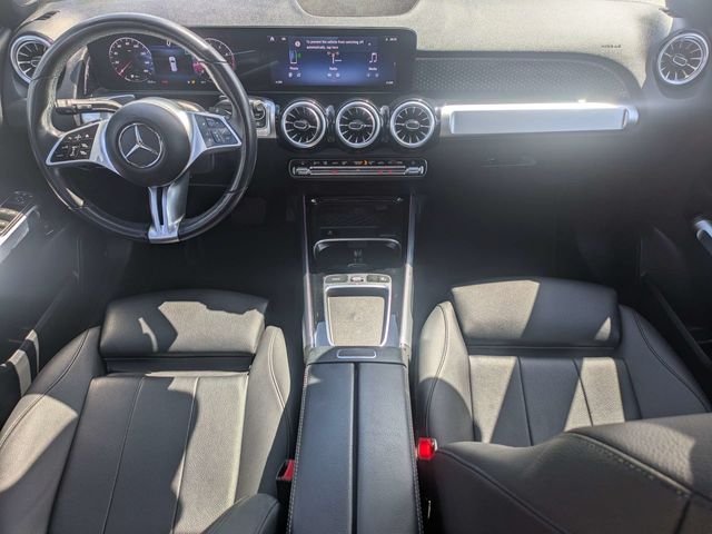 Used 2025 Black Mercedes-Benz GLB 250 image 16