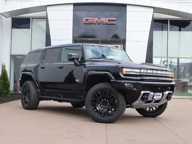 2026 GMC Hummer EV 2X SUV's photo