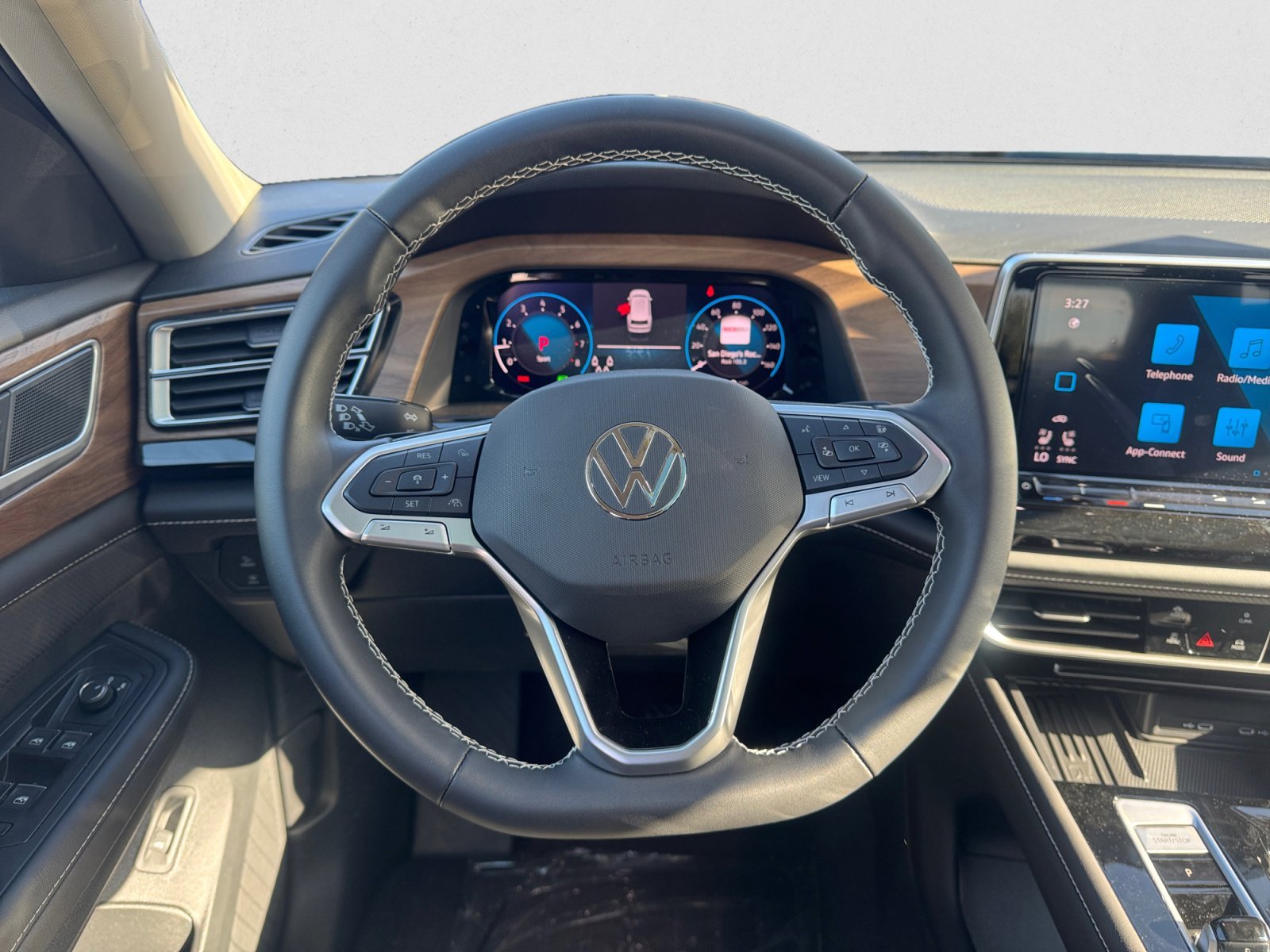 2026 Volkswagen Atlas SE w/Tech - Photo 12