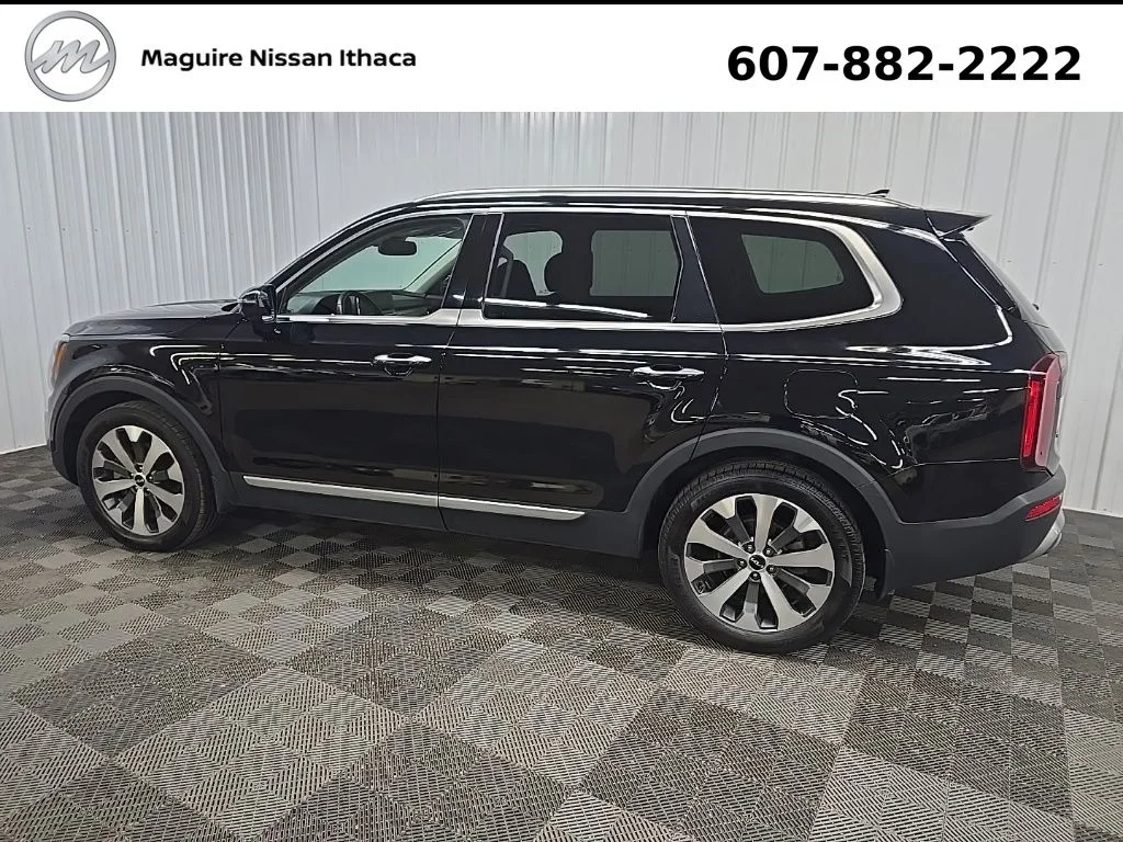 Used 2022  Kia SX image 5