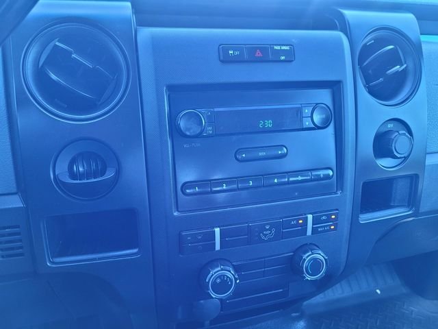 Used 2013 White Ford XL image 16