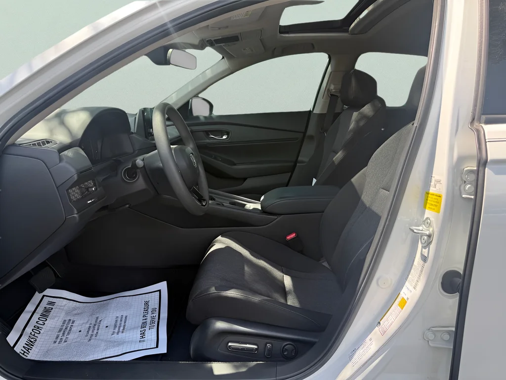2023 Honda Accord EX - Photo 9