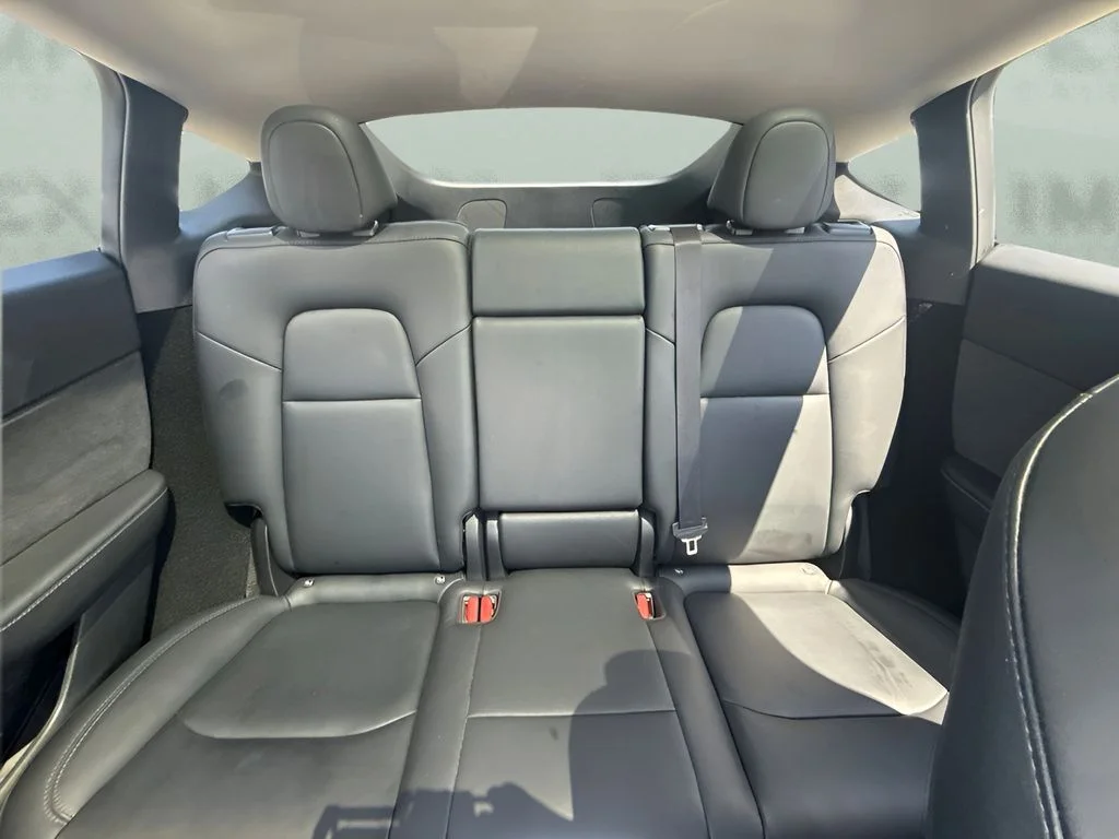 Used 2023 White Tesla Long Range image 7