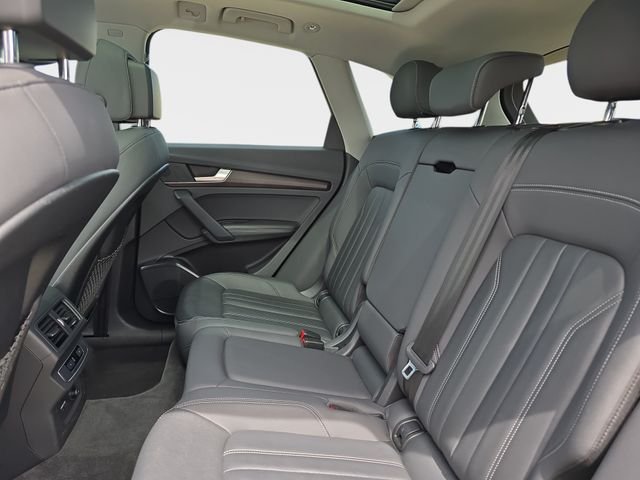 Used 2021 Black Audi 55 Premium image 17