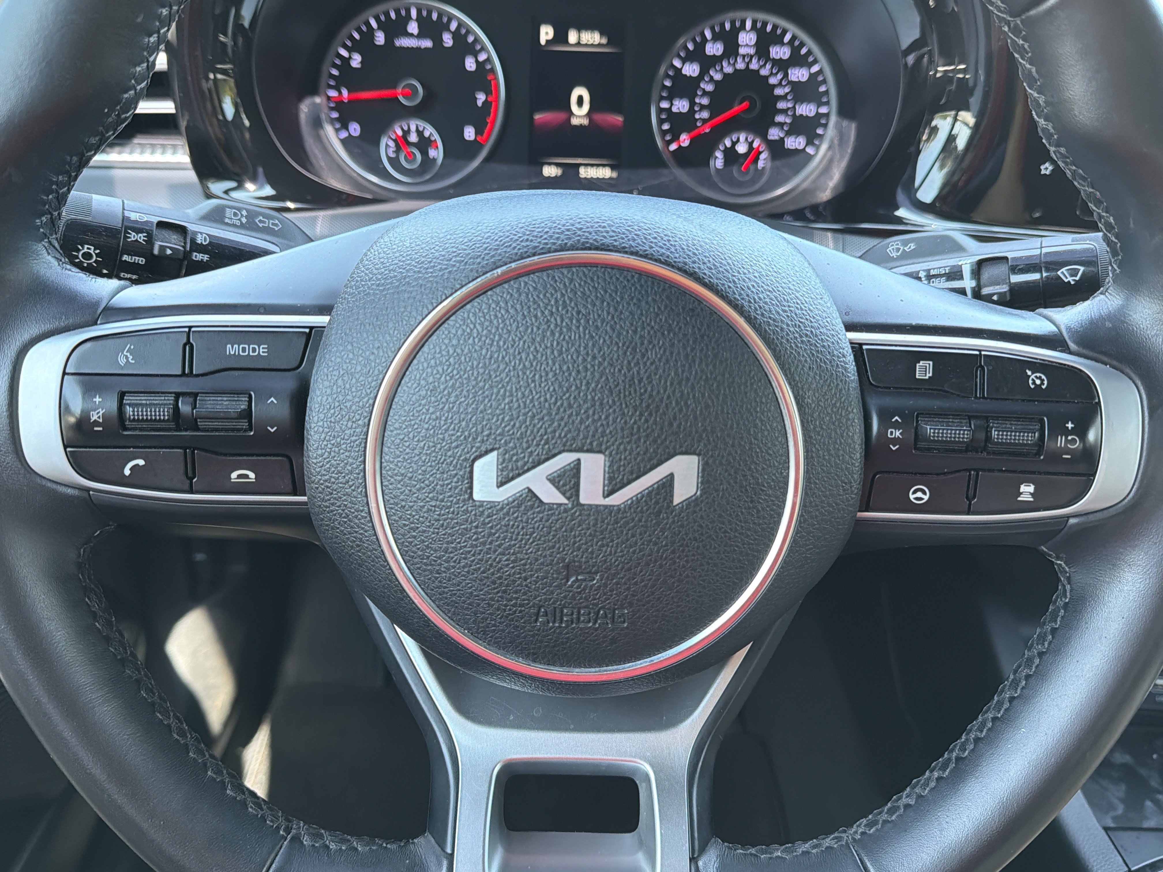 Used 2023 Glacial White Pearl Kia GT-Line image 10