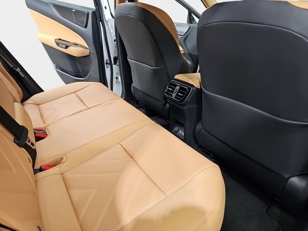 2026 Lexus NX 450h+ Luxury - Photo 11