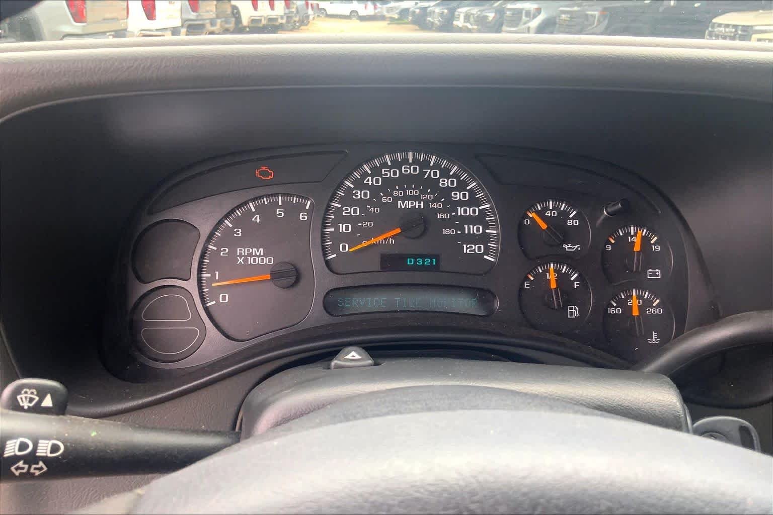 Used 2005 Dark Gray Metallic Chevrolet LT image 23