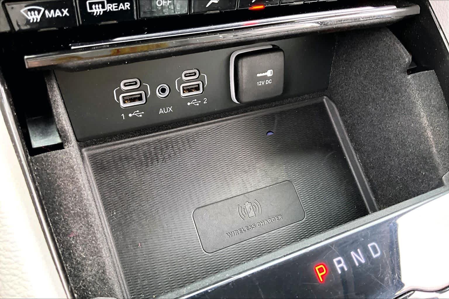 Used 2021 Diamond Black Crystal Pearlcoat Jeep Overland image 62