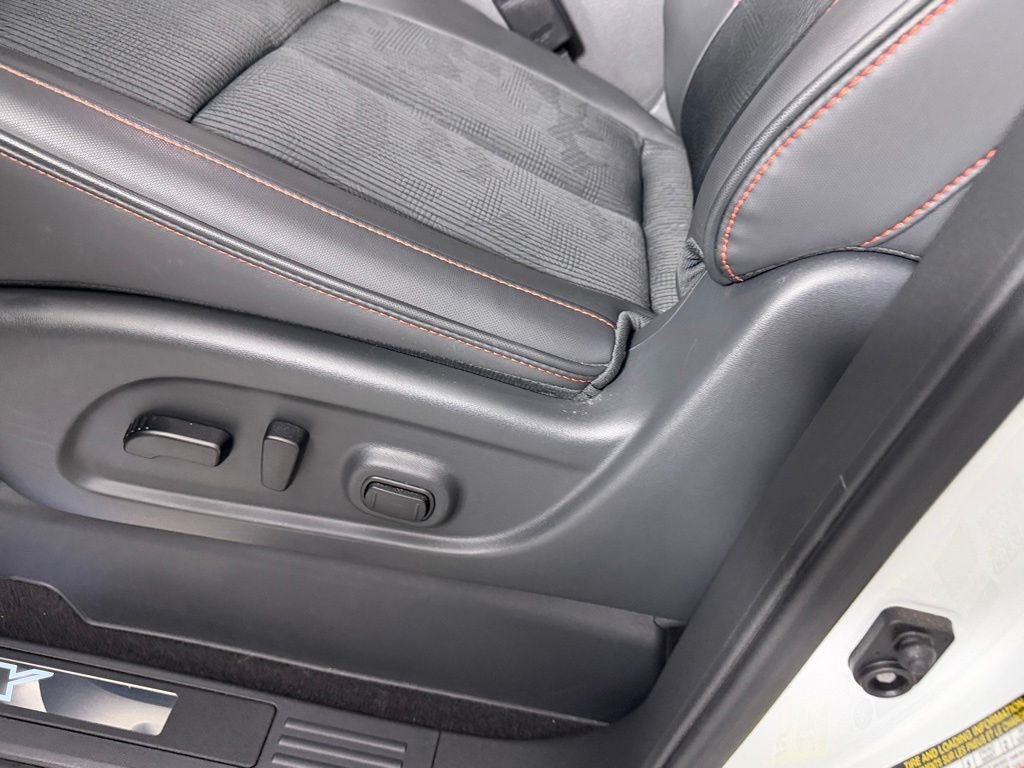 Certified Used 2024 White Nissan PRO-4X image 25