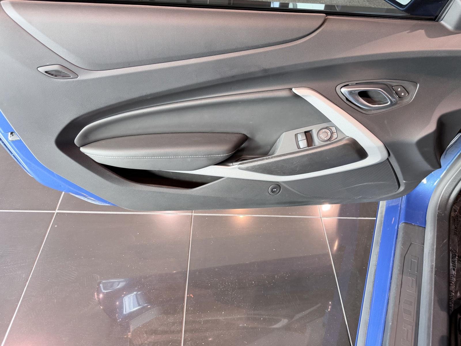 Used 2021 Riverside Blue Metallic Chevrolet 1LS image 27