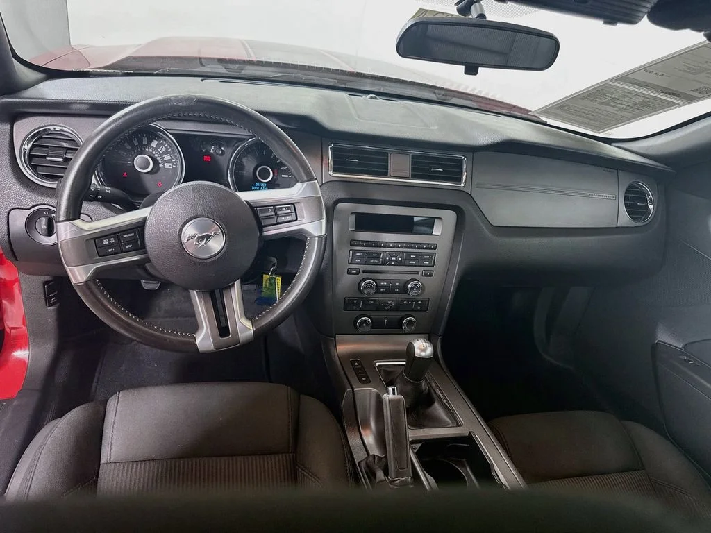 Used 2014 Race Red Ford V6 image 19