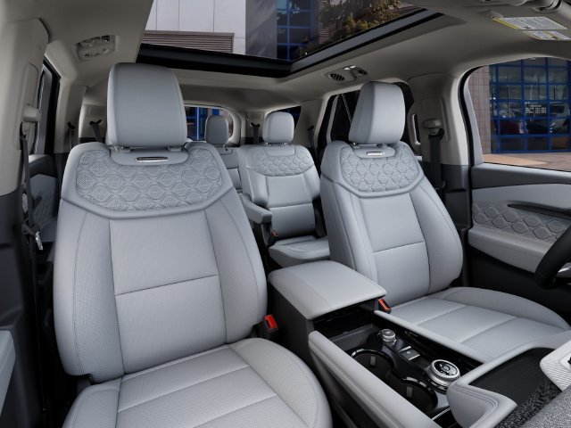 New 2027 Agate Black Metallic Ford Platinum™ image 10