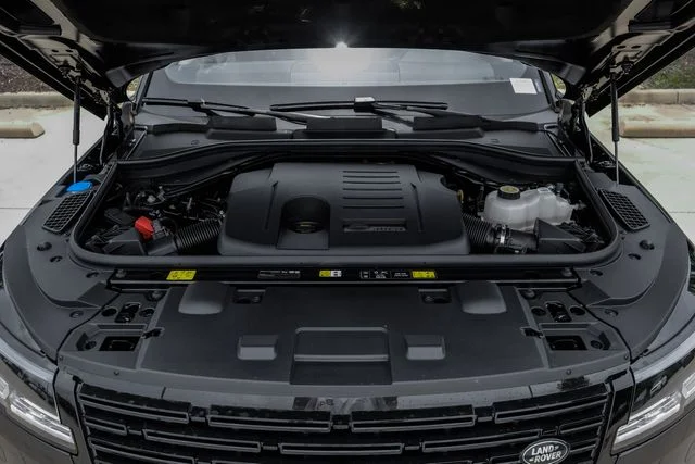 New 2026 Black Land Rover SE image 64