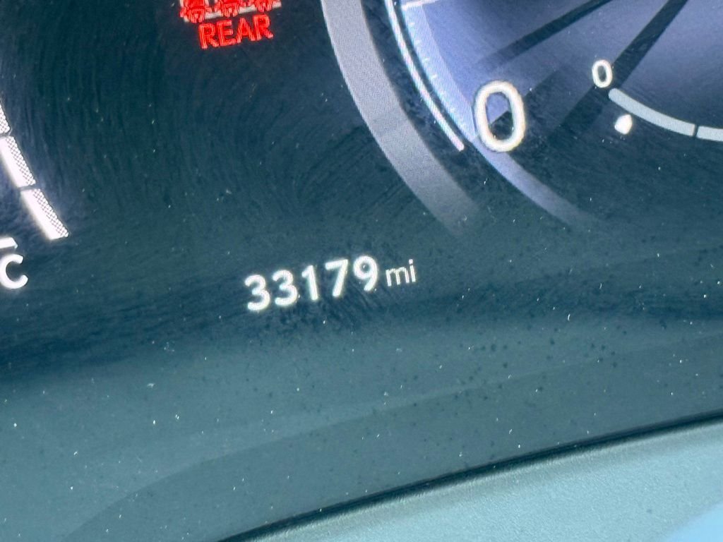 Used 2023 Silver Lexus 350 Luxury image 18