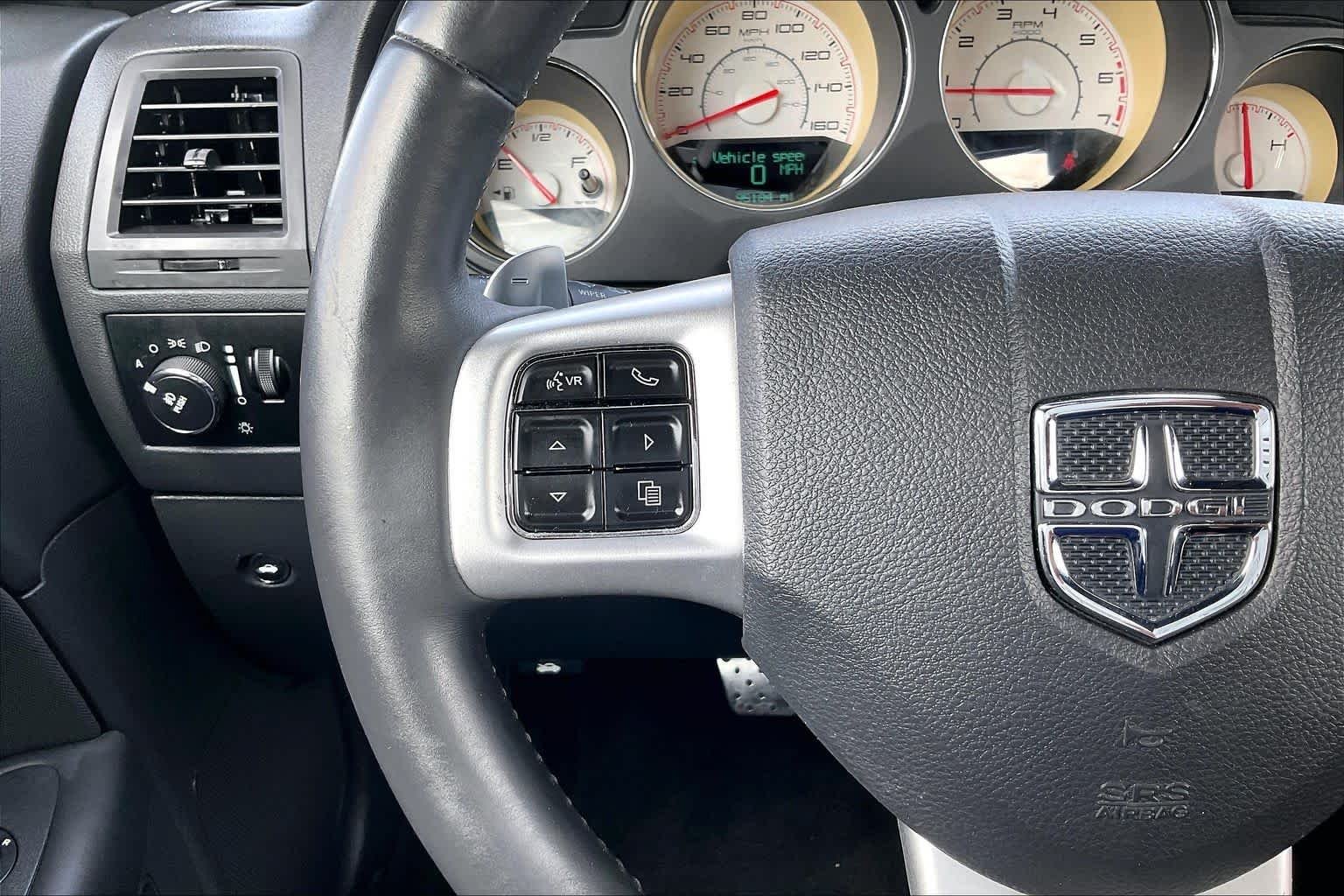 Used 2014 Billet Silver Metallic Clearcoat Dodge R/T image 20