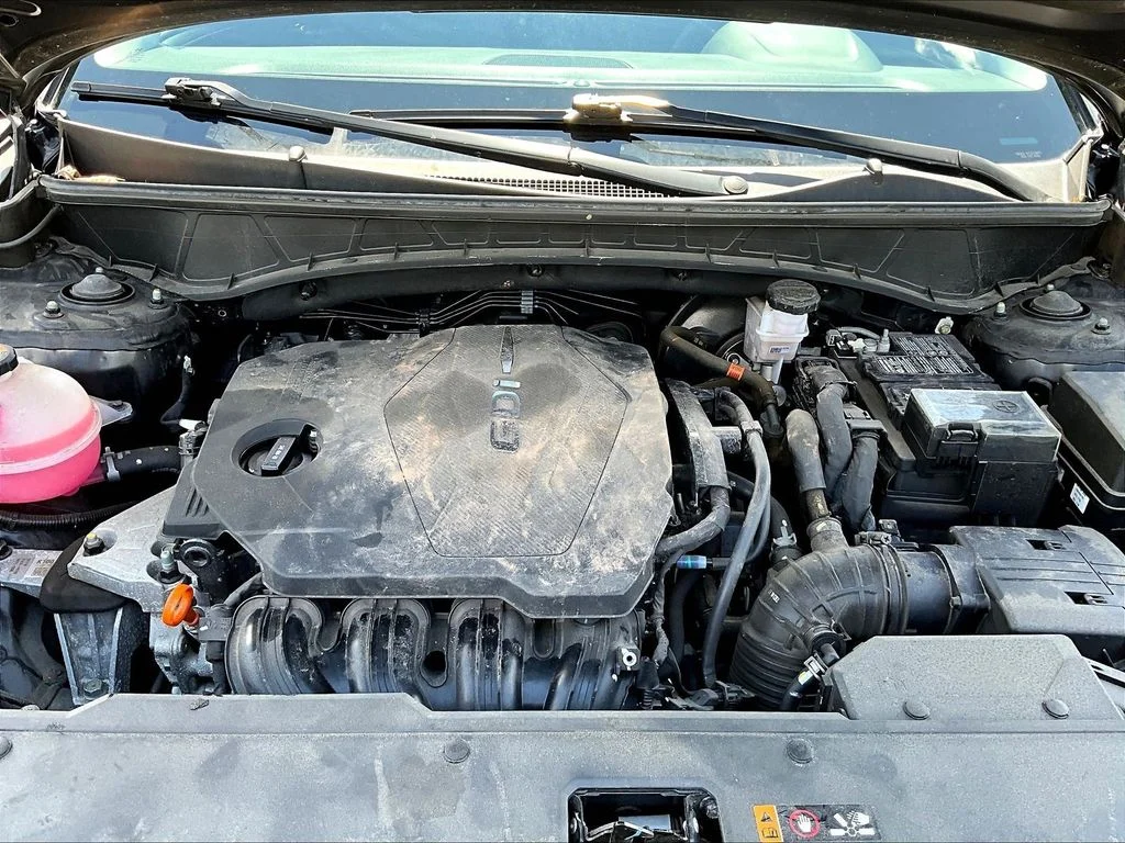 Used 2023 Black Hyundai SEL image 32