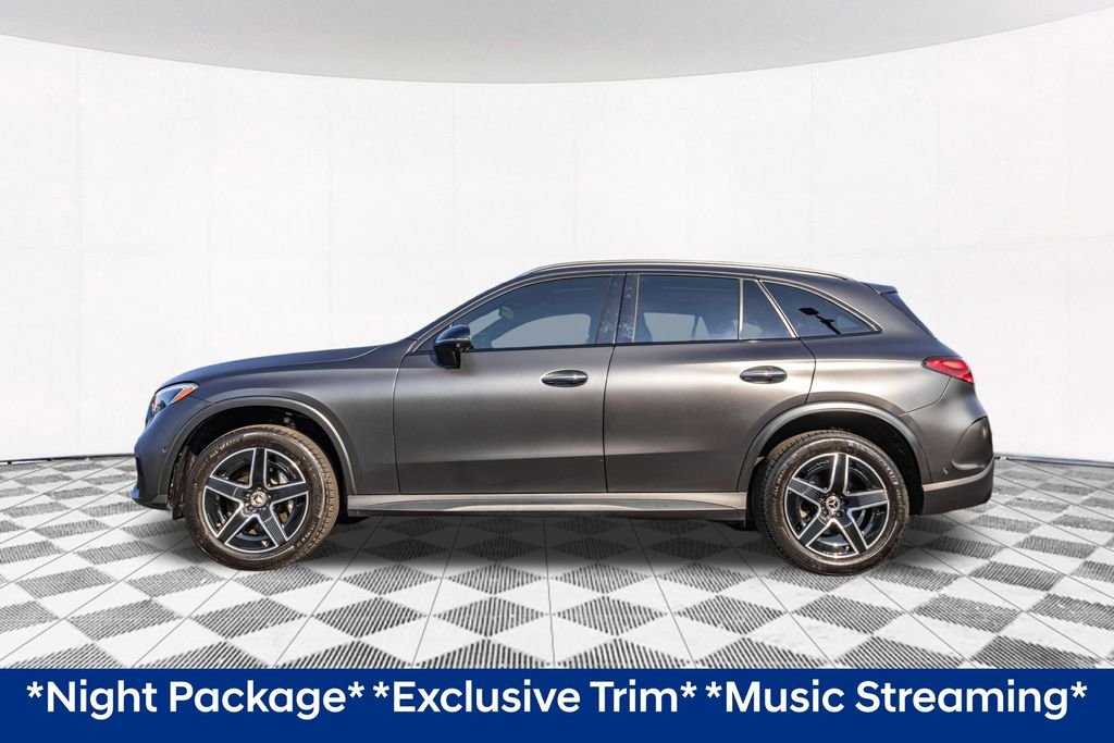 Used 2024  Mercedes-Benz GLC 300 image 7