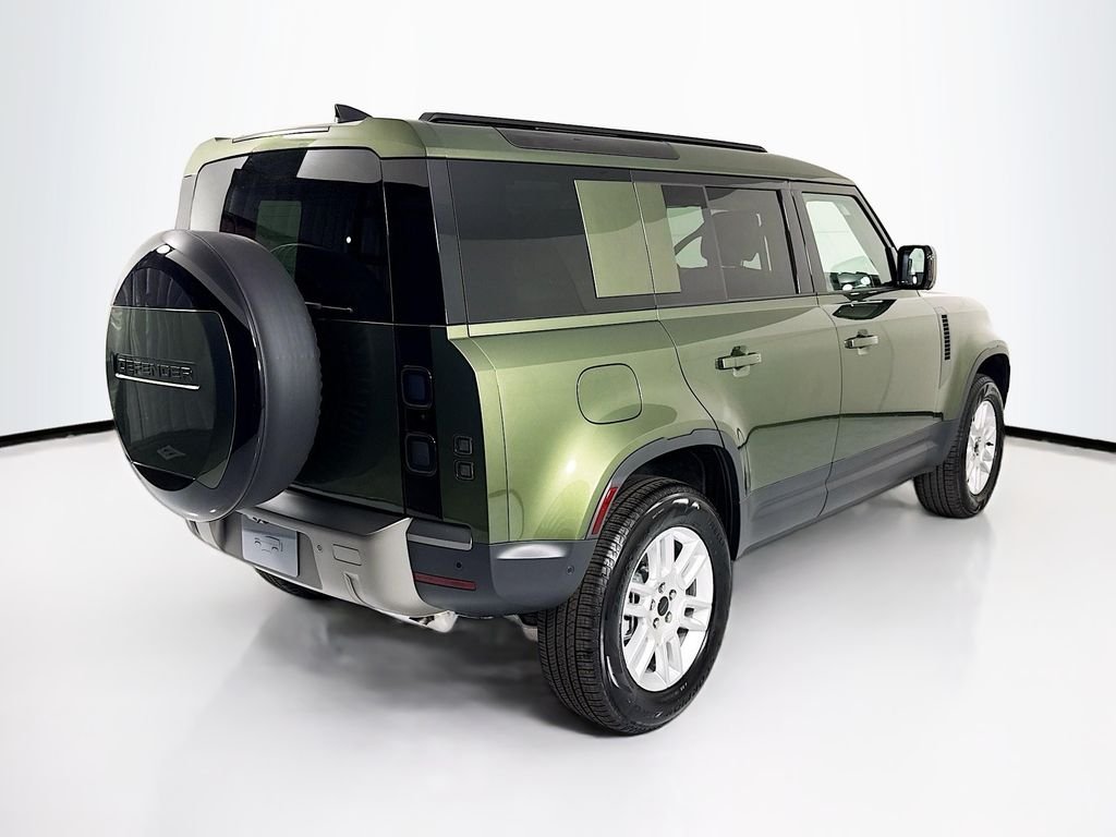 New 2026 Woolstone Green Land Rover S image 5