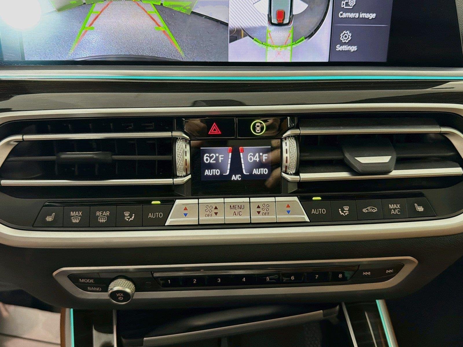 Used 2021 Manhattan Green Metallic BMW xDrive40i image 16