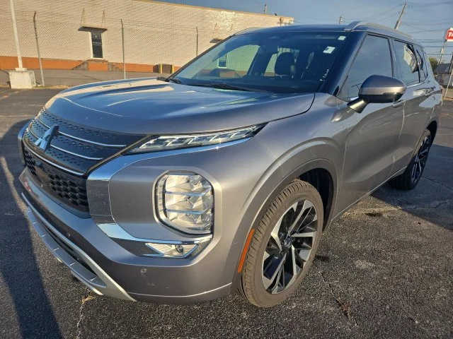 2023 Mitsubishi Outlander SEL