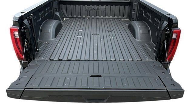 2025 GMC Sierra 2500HD SLT - Photo 21