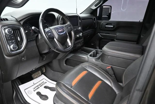 Used 2023 Green GMC AT4 image 14