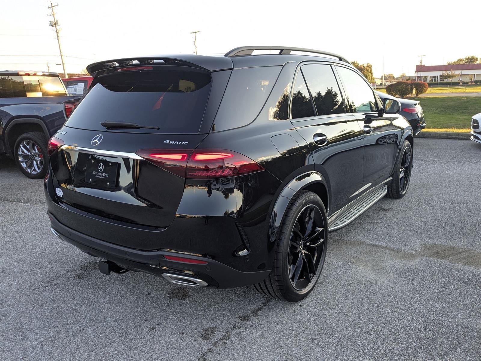 New 2026 Obsidian Black Metallic Mercedes-Benz GLE 580 image 5