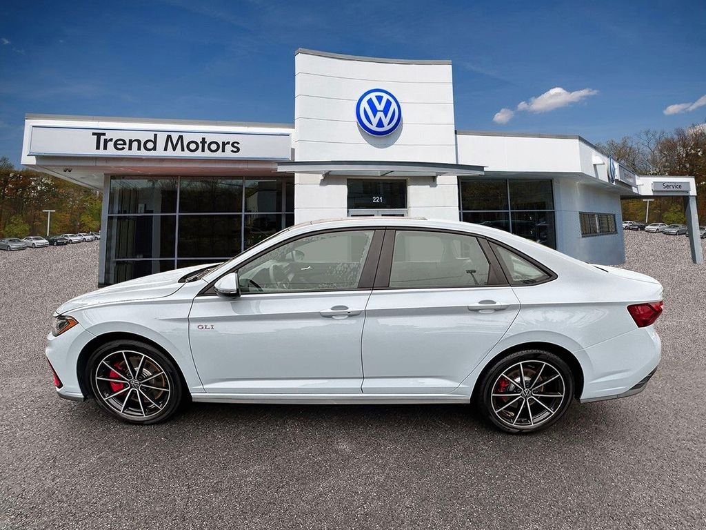 Used 2026 Gray Volkswagen 2.0T Autobahn image 7