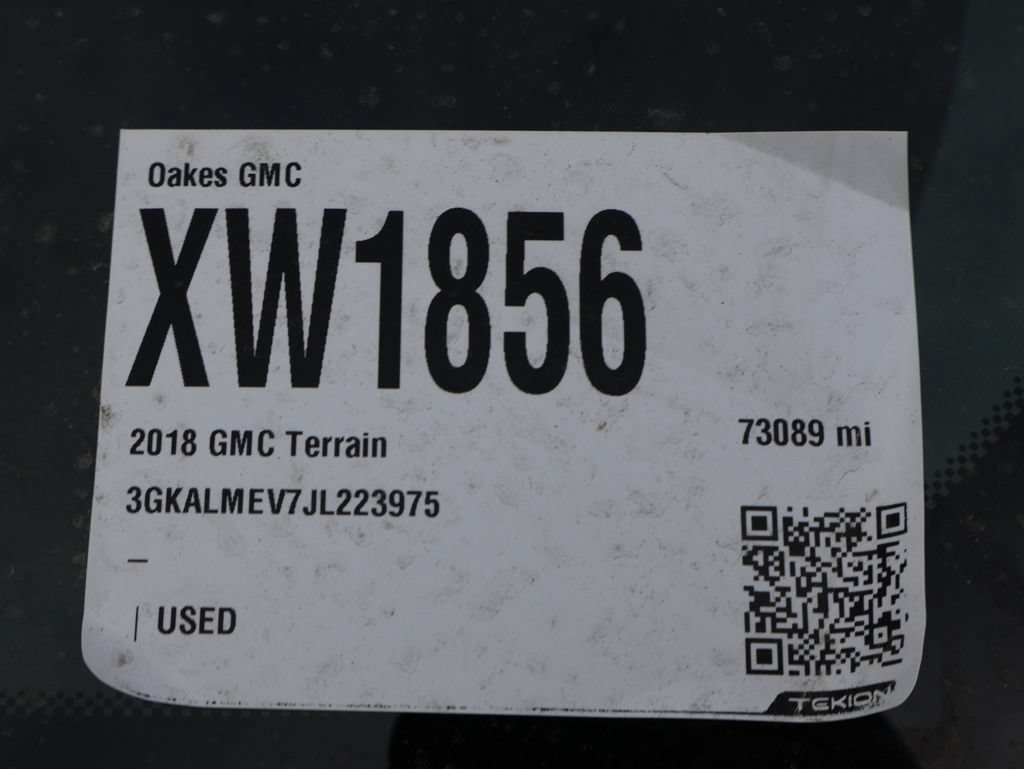 Used 2018 QUICKSILVER METALLIC GMC SLE image 40